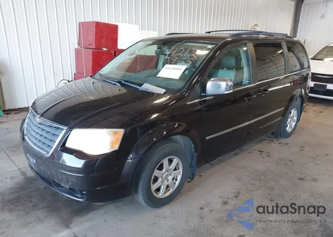 2010 Chrysler Town & Country Touring Plus from USA, damaged, VIN 2A4RR8DXXAR422880